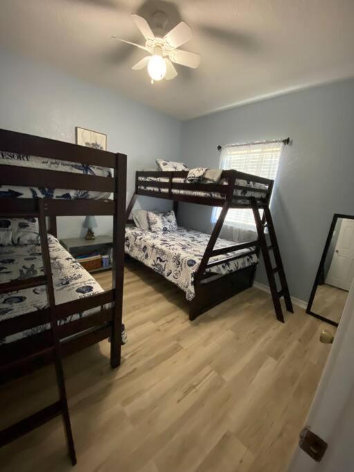 Beach House With Ocean View Surfside Beach Ngoại thất bức ảnh